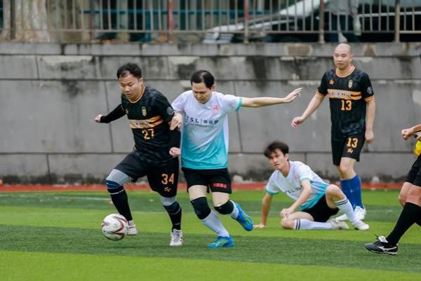 12CD6595F7885031BA00C080EECCBBC2